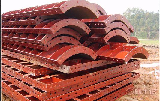 深圳平面鋼模板防護(hù)欄模板橋墩鋼模板廠家 質(zhì)量可靠的選擇